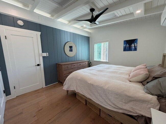 Building Photo - 544 8th St