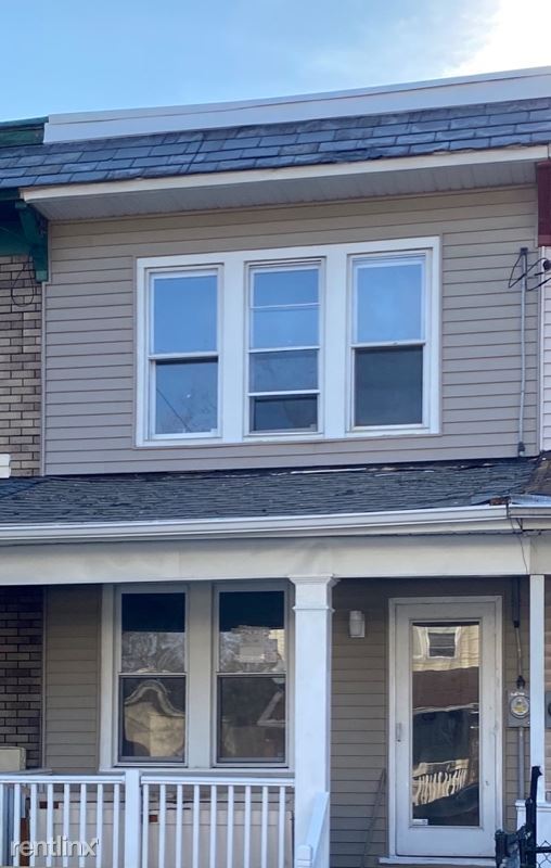 Foto principal - 3 br, 1 bath House - 71 Vine St.