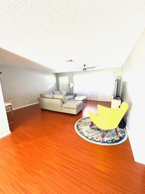 Foto del edificio - 1314 NW 2nd Cir