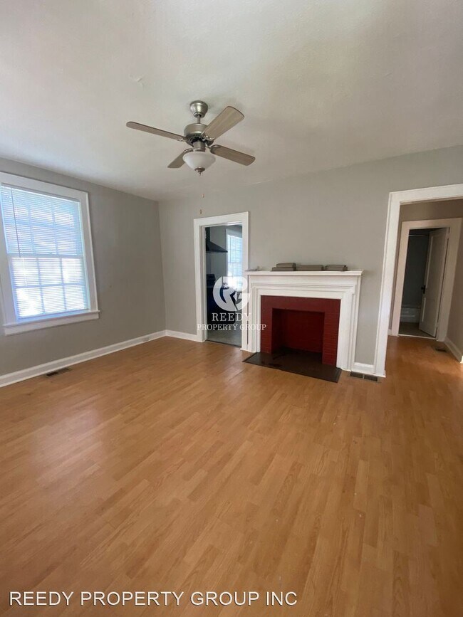Building Photo - 2 br, 1 bath House - 109 Camp St