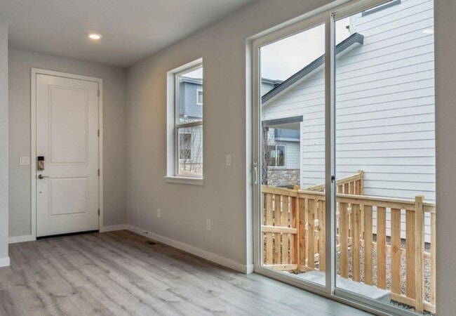 Building Photo - Alder Creek Duplex - 3bd 2.5ba 2,705sq.ft. Built in 2025