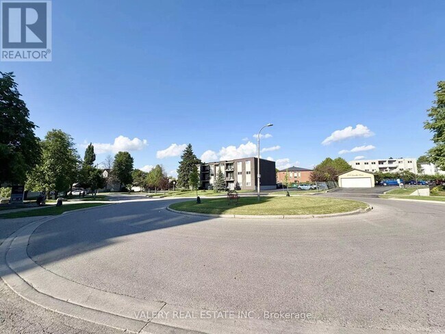 Building Photo - 286 Chandler Dr