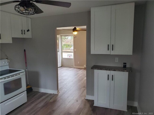 Building Photo - 83 Midway Oval