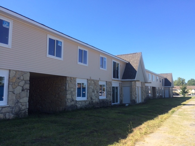 Building Photo - Stardale Apartments