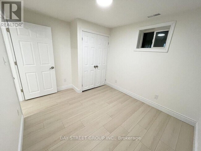 Photo du bâtiment - 11 McGregor Rd