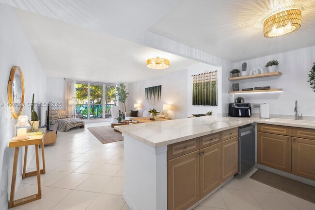 Foto del edificio - 2301 Collins Ave