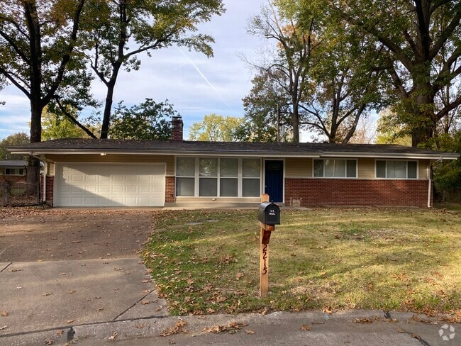 Building Photo - 2215 Ibis Ct
