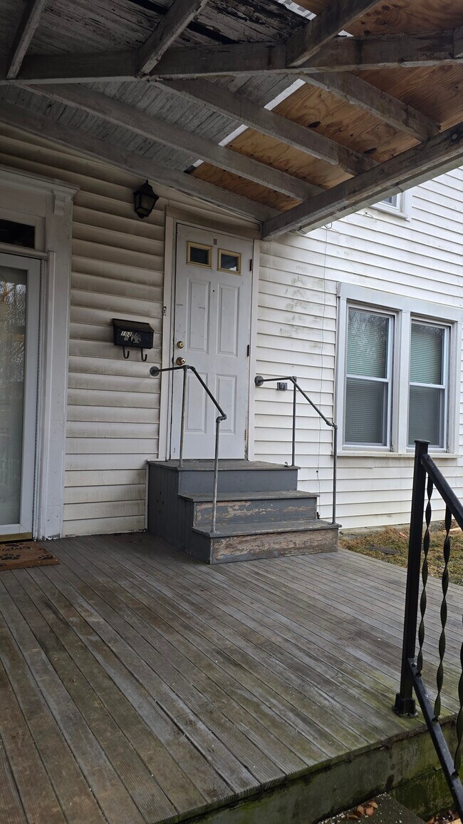 Foto del edificio - 102 S Frederick St