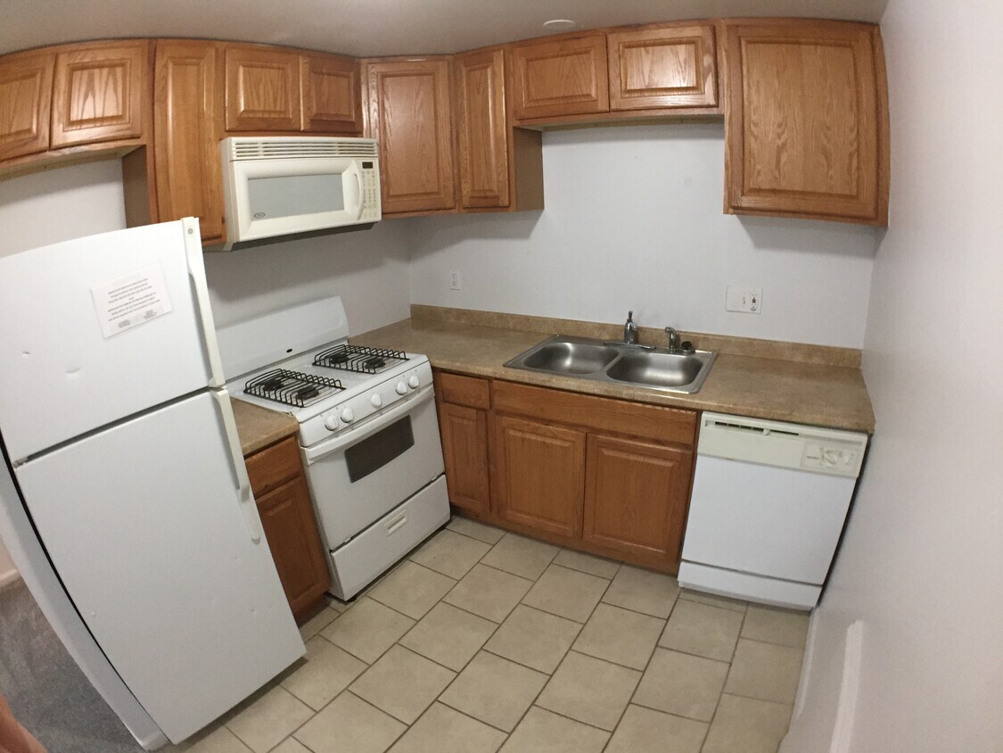 Foto principal - 1268 Newton St
