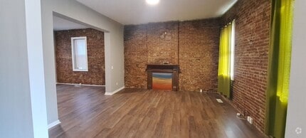 Building Photo - 2229 Alberta St