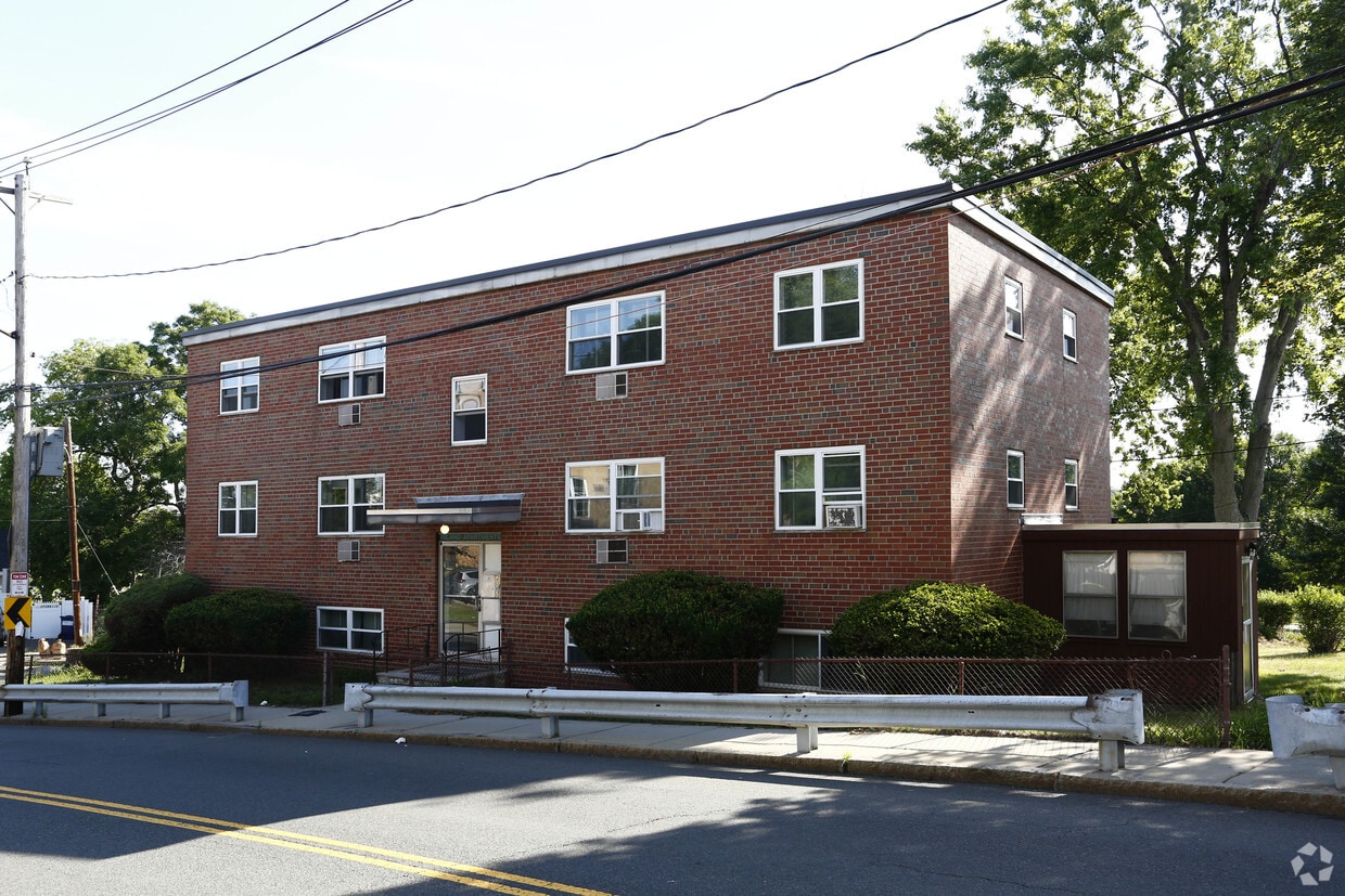 5 Waldemar Ave, East Boston, MA 02128 Apartments in East Boston, MA