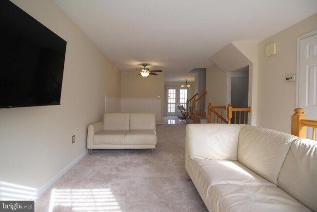 Building Photo - 7831 Gum Springs Village Dr