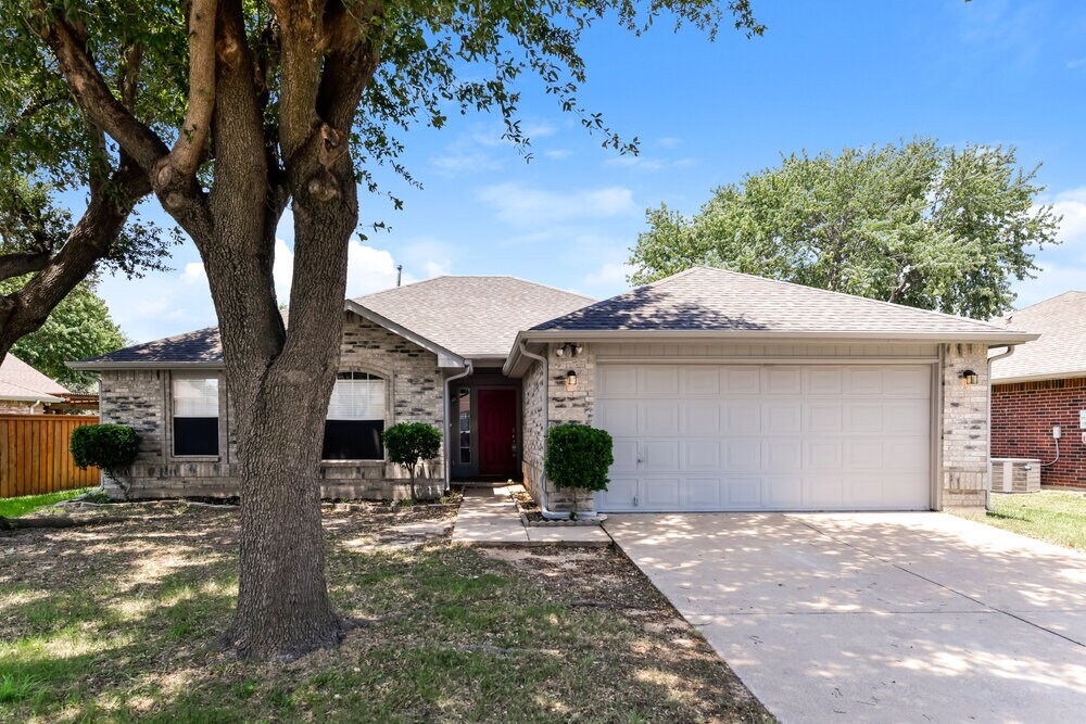 Foto principal - 828 Atchison Dr