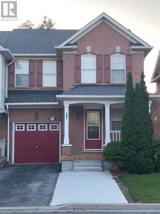 Photo du bâtiment - 1025 Barclay Cir