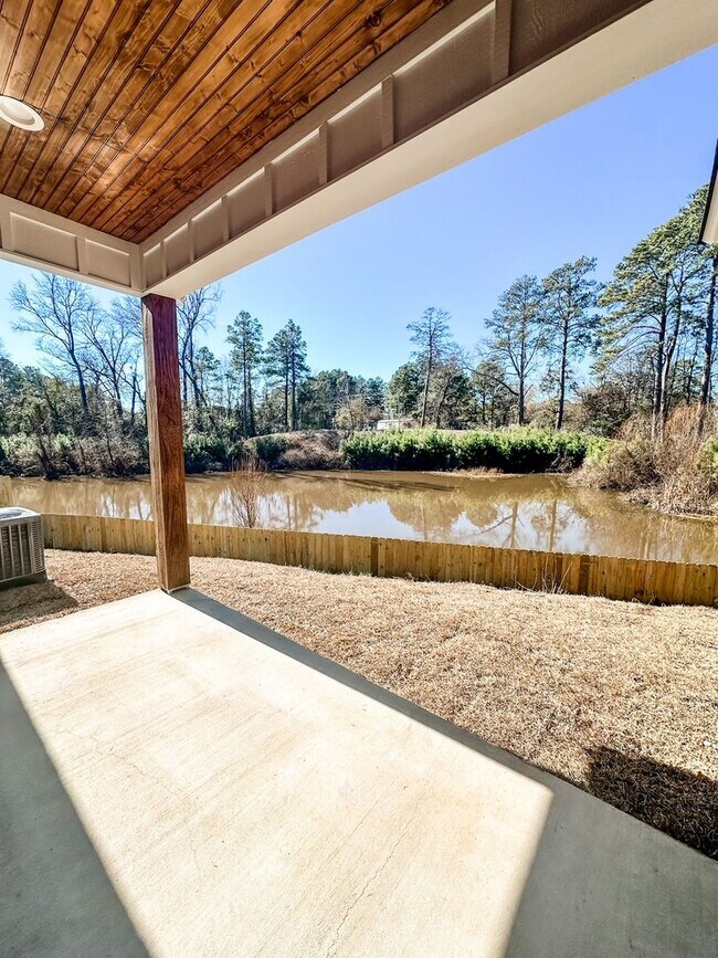 Building Photo - 3 bedroom 2 bath New Construction home loc...