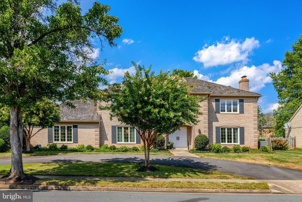 Foto principal - 6305 Dunaway Ct