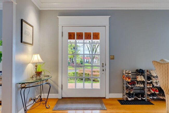 Foto del edificio - 3321 NE Peerless Pl