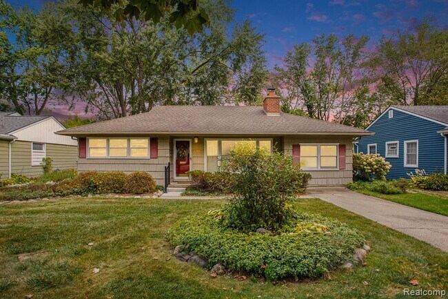 Foto del edificio - 15588 Kirkshire Ave