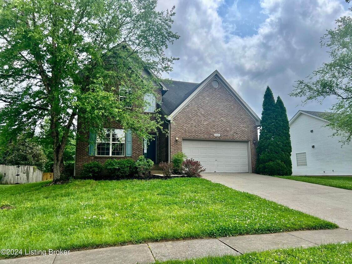 Foto principal - 9210 Eminence Ct