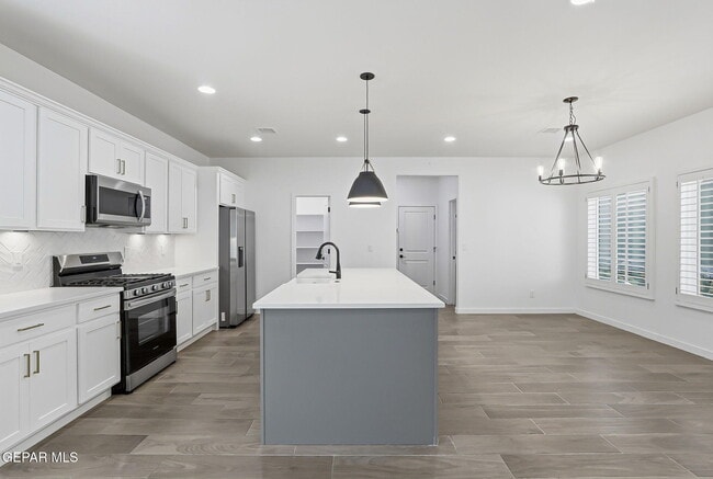 Foto del edificio - 4512 Mark Avizo