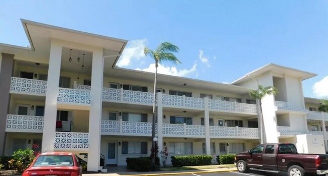 Foto del edificio - 1235 S Highland Ave