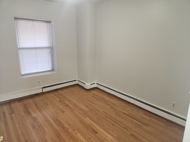 Foto del edificio - 3148 Washington St