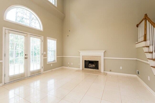 Foto del edificio - 2070 Township Dr