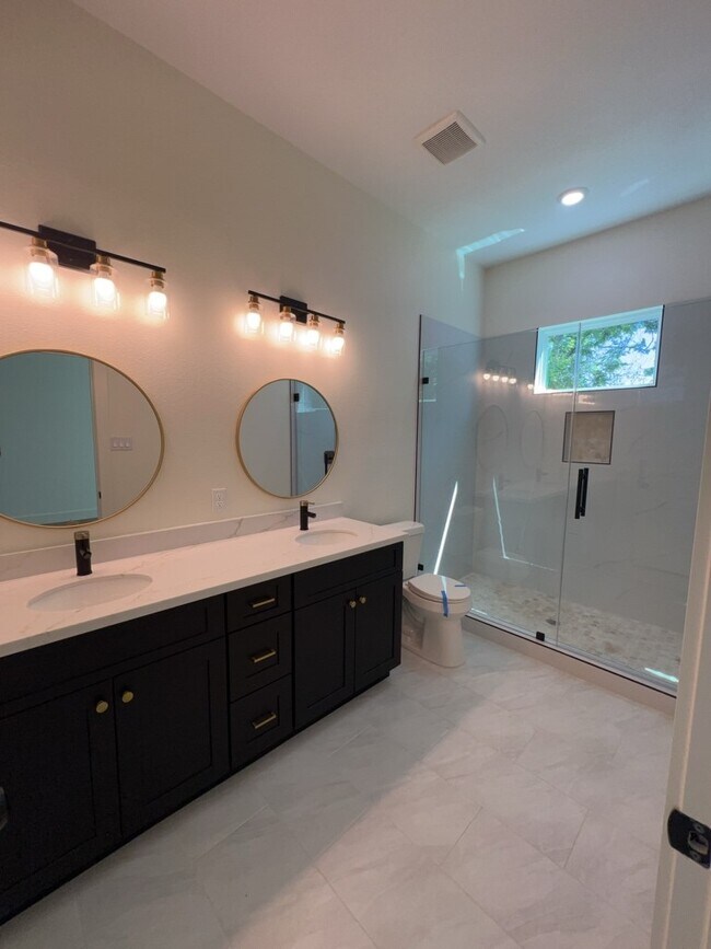 Foto del edificio - 7956 Bonaire St