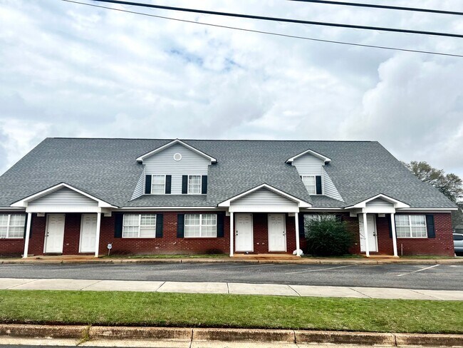 Foto del edificio - 3 BR 3 bath Condo in Troy