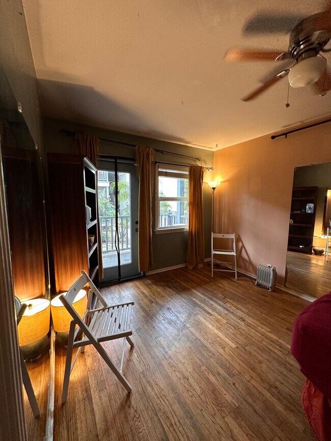 Foto del edificio - 2221 Ocean Ave