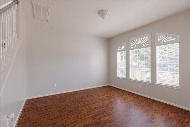 Foto del edificio - 16530 Cypress Bridge Dr