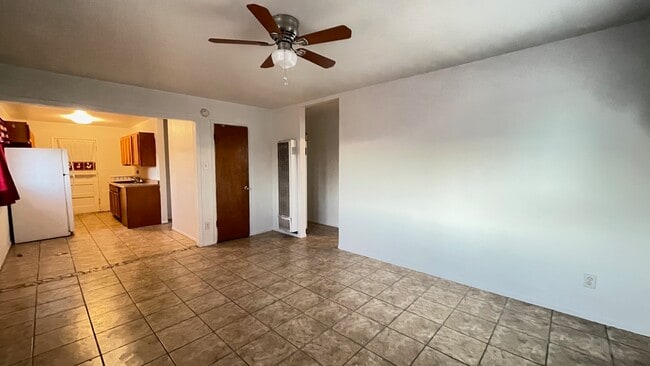 Building Photo - 9224 Montgomery Dr