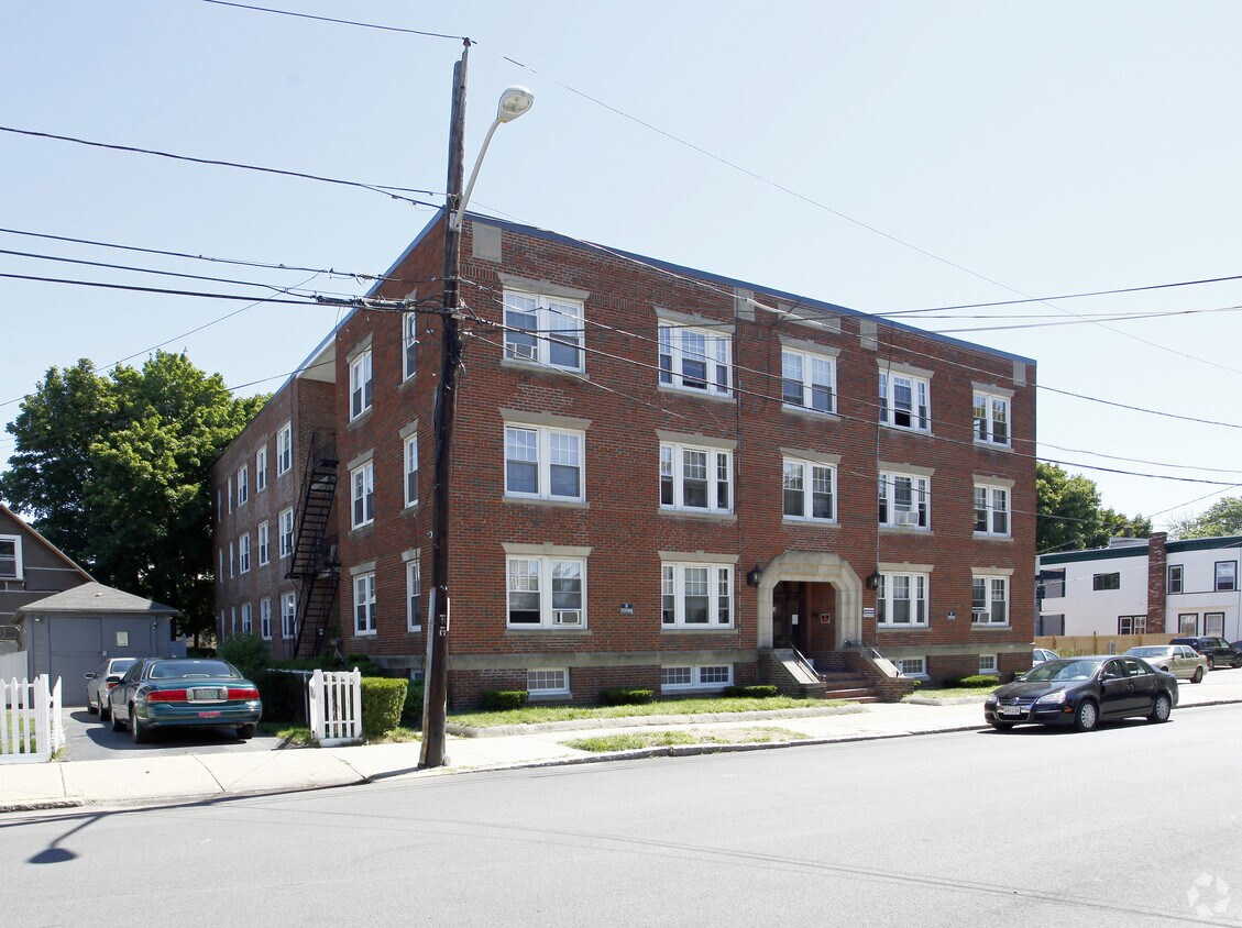 Building Photo - 81 Whiting St