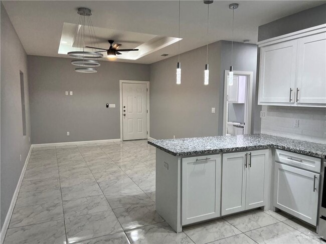 Foto del edificio - 8 N Blair Ave