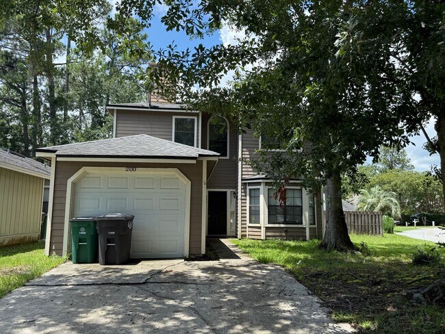 Foto del edificio - 200 Millers Trace Dr