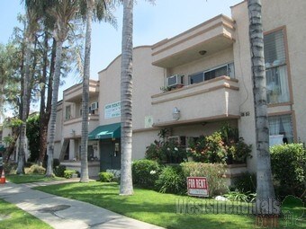 Foto del edificio - 15810 Vanowen St