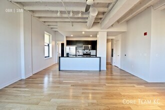 Building Photo - 217 W Pershing Rd