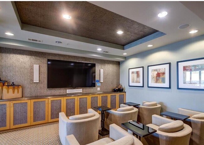 Foto del edificio - 777 N Ashley Dr