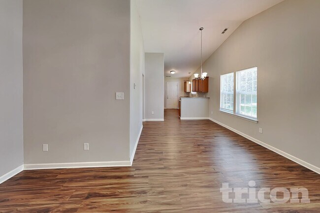 Foto del edificio - 2856 Oasis Ln