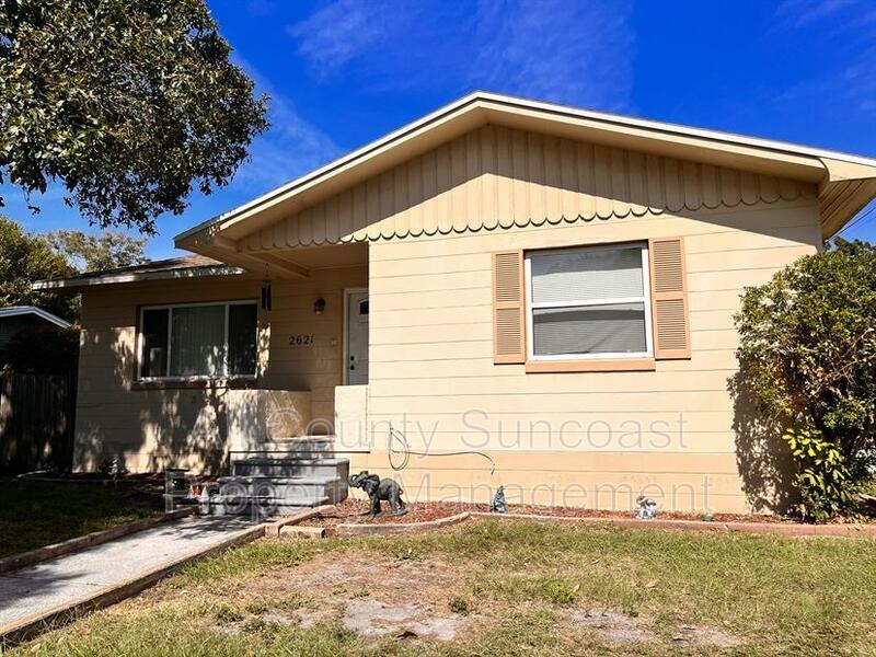 Primary Photo - 2621 40th Ave N