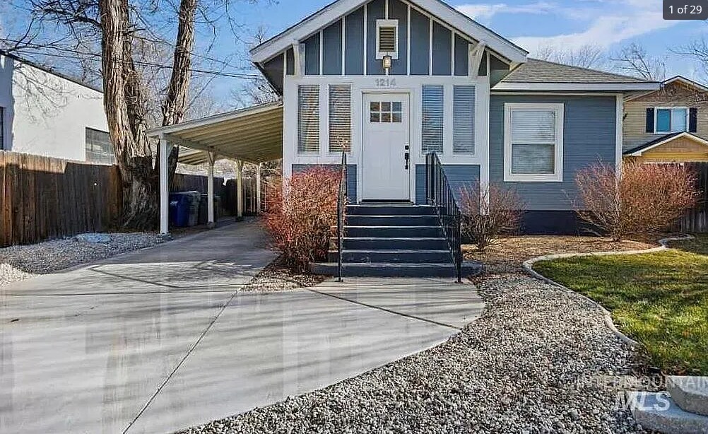 Foto principal - 1214 S Columbus St