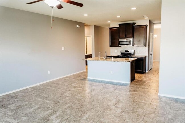 Building Photo - 106 Meadow Mill Dr