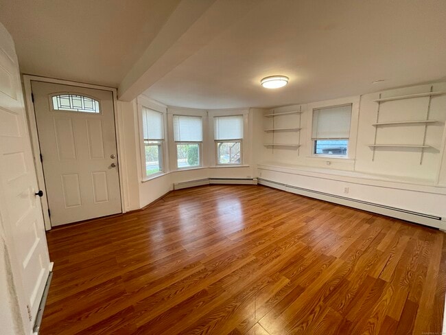 Building Photo - 535 Quinnipiac Ave