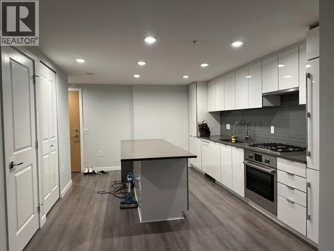 Photo du bâtiment - 3333 Brown Rd