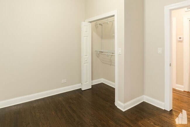 Foto del edificio - 4849 N Seeley Ave