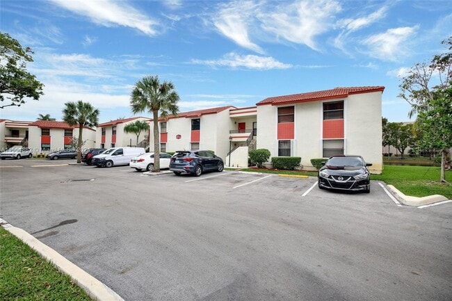 Building Photo - 1172 N Hiatus Rd