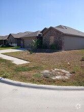 Building Photo - 7701 Lariat Toss Dr