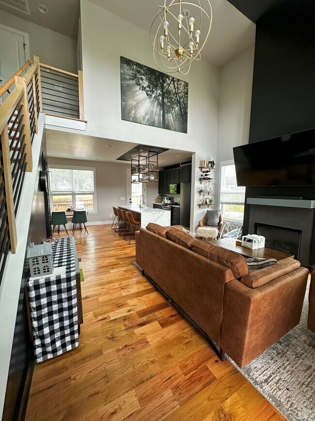 Living Room - 1198 8th St