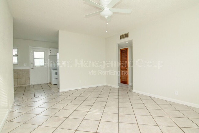 Building Photo - 520 Gamewell Ave