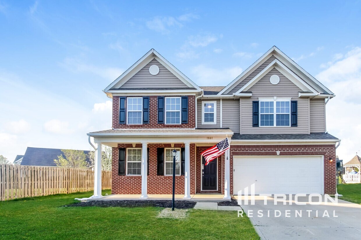 1044 Hazelwood Drive Greenwood IN House Rental in Greenwood, IN
